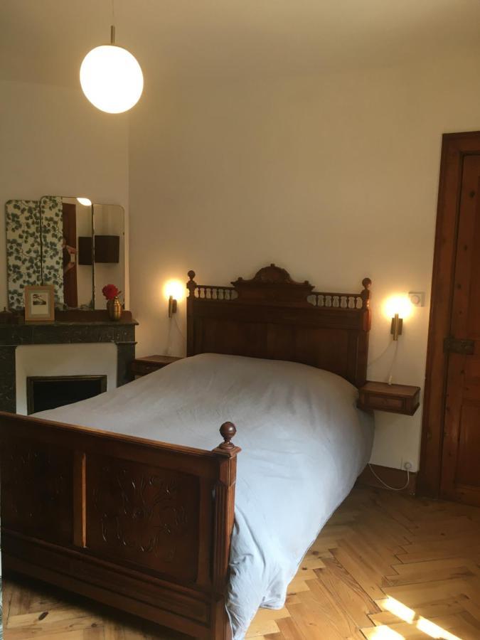 Charmant Appartement Sur Cour, Le Berlingott Bagnères-de-Bigorre Exterior foto