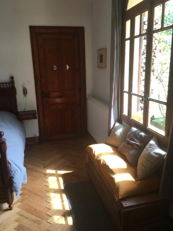 Charmant Appartement Sur Cour, Le Berlingott Bagnères-de-Bigorre Exterior foto
